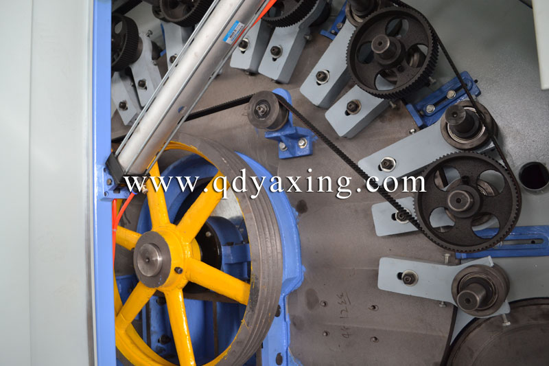 梳理機(jī)內(nèi)部結(jié)構(gòu) 梳理機(jī)內(nèi)部結(jié)構(gòu)